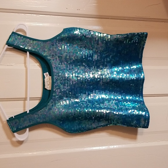 Cache Tops - Cache sequins top